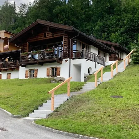 Deluxe With Pool In Koenigsleiten