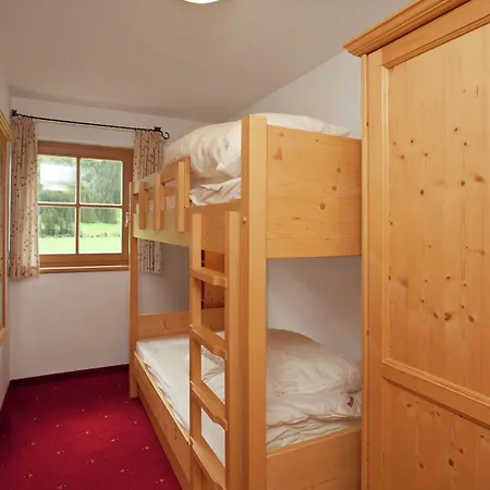 Deluxe With Pool In Koenigsleiten *