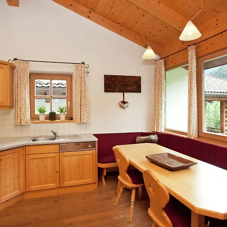 Deluxe With Pool In Koenigsleiten *